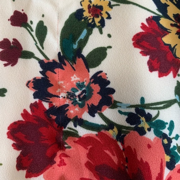 Van Heusen Floral Print Blouse - Picture 15 of 16